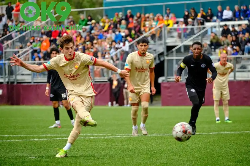 ballard fc field player kicking credit blake dahlin 0 223508avatar 161008avatar 180510avatar 113510avatar